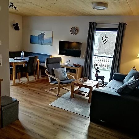 Hoamatgfuehl Apartamento Vorderhornbach Exterior foto